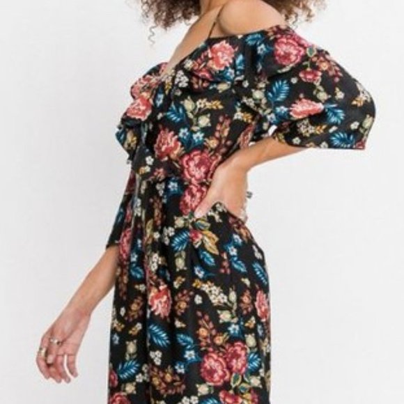 New Jealous Tomato Floral Jumpsuit - Picture 2 of 5